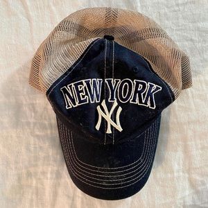 New York Yankees Unisex Ball Cap